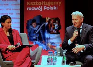 Konferencja "Bezpieczeństwo oraz odporność cywilna i gospodarcza" w Tychy Mediatece. Dyskusja o budowaniu bezpieczeństwa i odporności w obliczu zagrożeń. (wygenerowano przez AI)