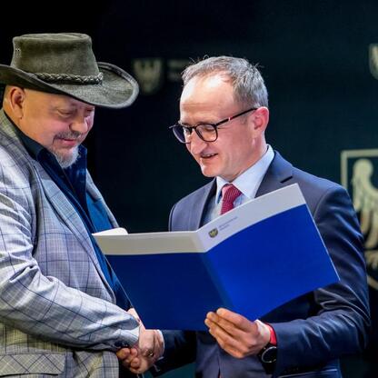 Grzegorz Boski, wicemarszałek, podczas uroczystej ceremonii wręczenia nagród w konkursie 