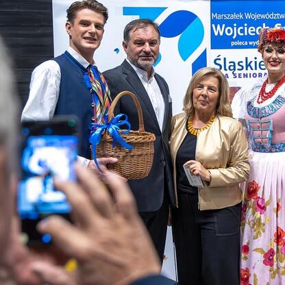Jubileuszowe uroczystości 50-lecia UTW w Katowicach, z udziałem marszałka Wojciecha Saługi i Zespołu Pieśni i Tańca 