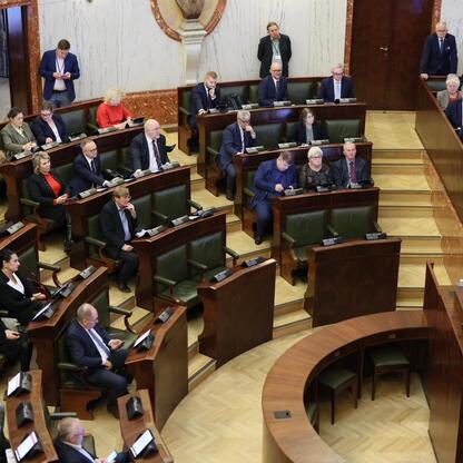 Wojewódzka Sejmik Śląska: Sesja listopadowa z decyzjami finansowymi i organizacyjnymi. (wygenerowano przez AI)