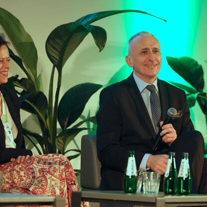 Leszek Pietraszek, Wicemarszałek Województwa Śląskiego, w trakcie panelu dyskusyjnego na II Śląskim Forum Sprawiedliwej Transformacji. (wygenerowano przez AI)