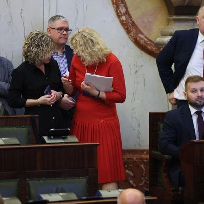 Formalna sesja Sejmiku Śląskiego, rozmowy o budżecie 2026. (wygenerowano przez AI)