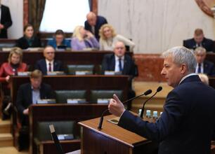 Formalna sesja parlamentarna w 2026 roku, Sejmik Śląska deklaruje rok Częstochowy. (wygenerowano przez AI)