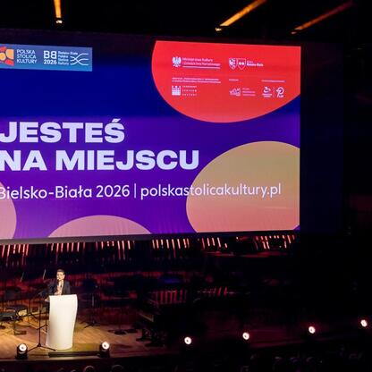 Bielsko-Biała jako Polska Stolica Kultury 2026. Inauguracyjny koncert na Placu Ratuszowym. (wygenerowano przez AI)