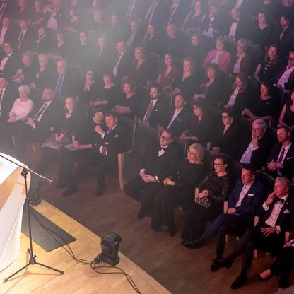Bielsko-Biała jako Polska Stolica Kultury 2026: ceremonia otwarcia z udziałem marszałka Saługi i przewodniczącego Jarco. (wygenerowano przez AI)