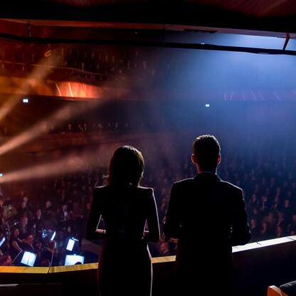 Inauguracja Bielska-Białej jako Polskiej Stolicy Kultury w 2026 roku. Koncert Evviva l’arte na Placu Ratuszowym. (wygenerowano przez AI)