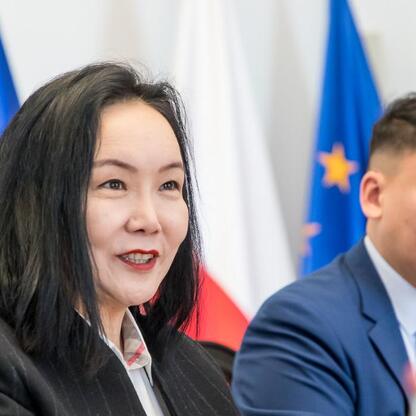 Ambasador Mongolii, Oyundari Navaan-Yunden, w Katowicach z wizytą dyplomatyczną. (wygenerowano przez AI)