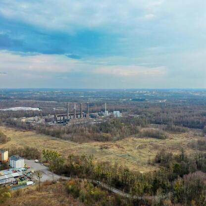 Silesia Bytom Park: rewitalizacja terenów po dawnej kopalni w Bytomiu. (wygenerowano przez AI)