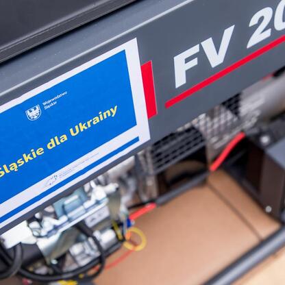 Generator FV 2000 z napisem 