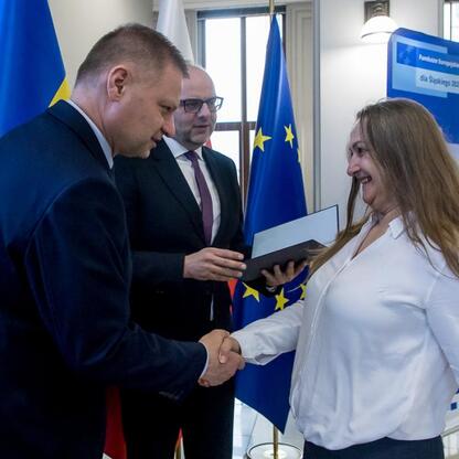 Rafał Adamczyk i Marcin Ryś zakończają projekt RLKS, wspierany przez EFS+ dla Śląska. (wygenerowano przez AI)