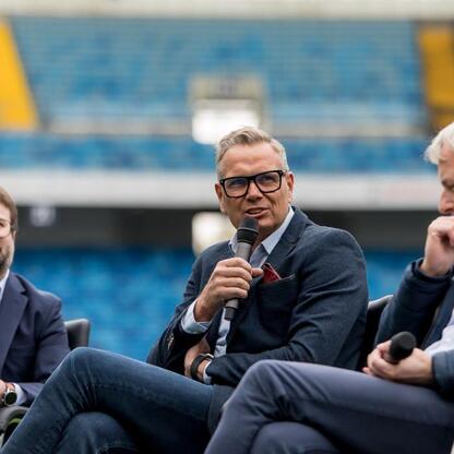 Panel dyskusyjny na Superauto.pl Stadion Śląskim w ramach 