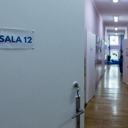Nowa sala gimnastyczna w Bażanowicach, finansowana przez Województwo Śląskie. (wygenerowano przez AI)