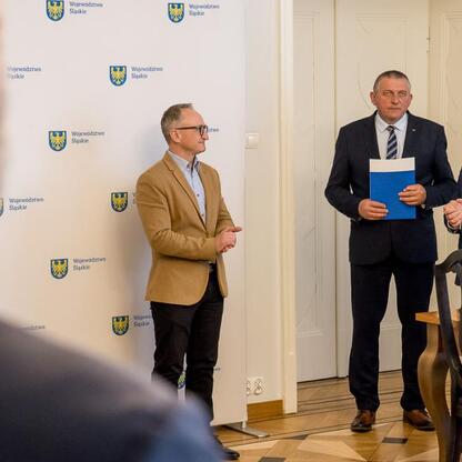 Grzegorz Boski, wicemarszałek Województwa Śląskiego, omawia inicjatywy 