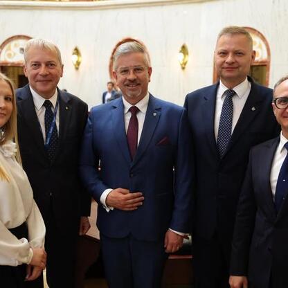 Radni podczas obrad.