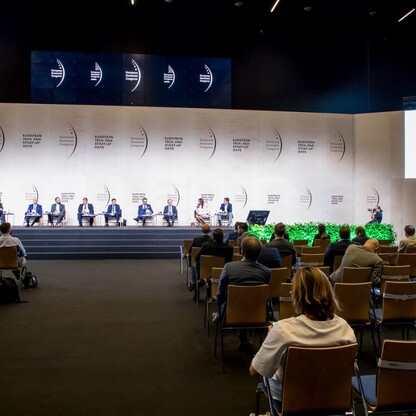 Panel Elektromobilność. fot. Tomasz Żak / UMWS