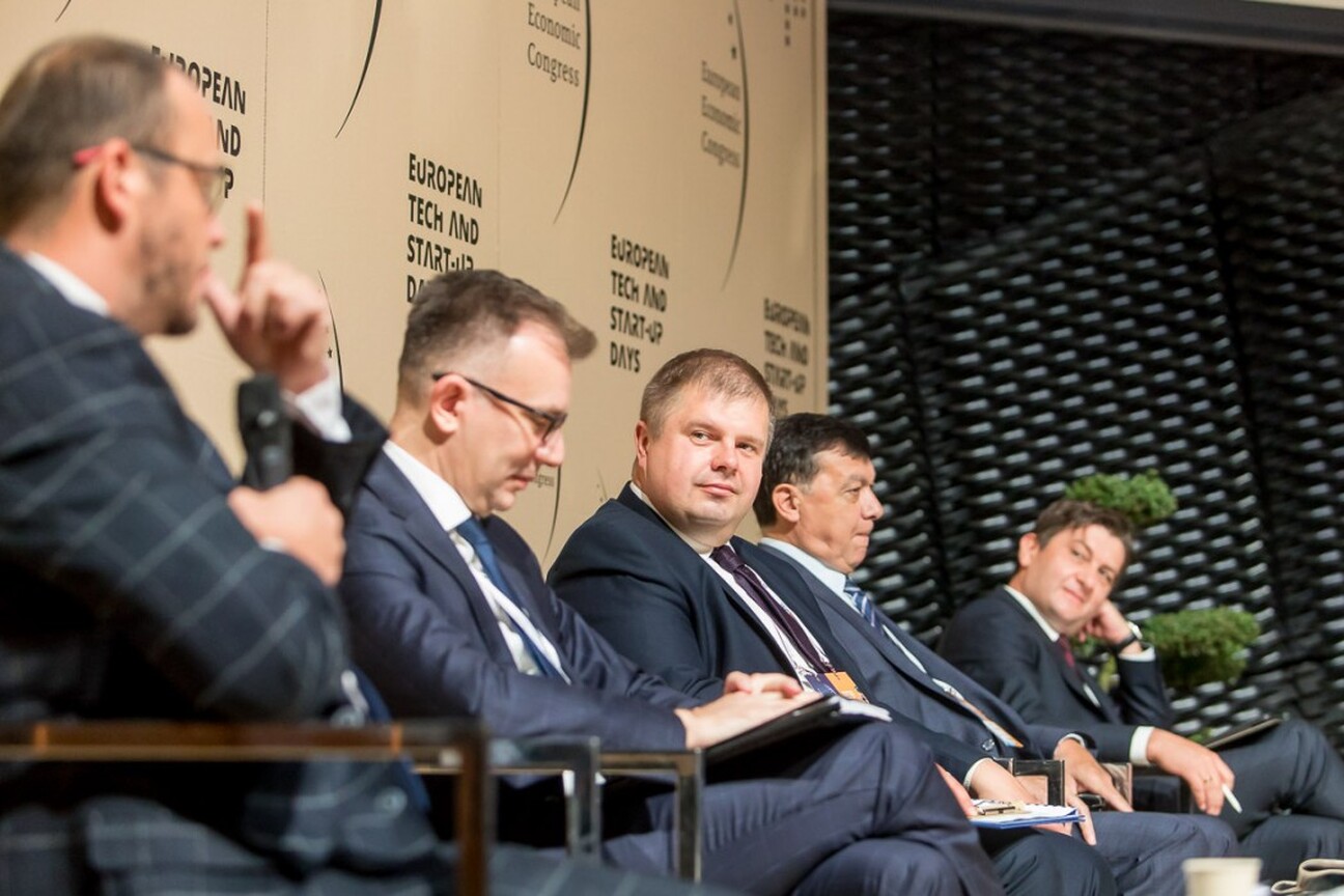 umws20200904_ekg_wk_tz002.jpg