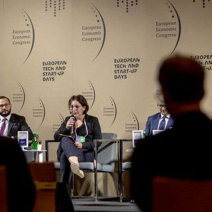 Debata przedstawicieli Śląskiego Forum Ekspertów. fot. Tomasz Żak / UMWS