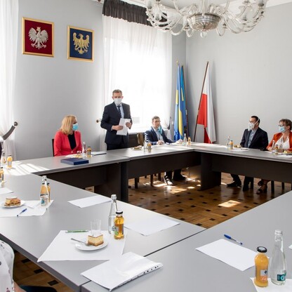 Inauguracyjne posiedzenie Wojewódzkiej Społecznej Rady Społecznej ds. Osób Niepełnosprawnych. fot. Tomasz Żak / UMWS