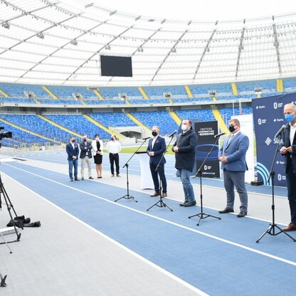 Śląski Program „Klub” - marszałek Jakub Chełstowski wręczył dotacje dla klubów sportowych.