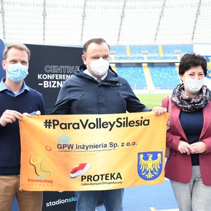 Śląski Program „Klub” - marszałek Jakub Chełstowski wręczył dotacje dla klubów sportowych.