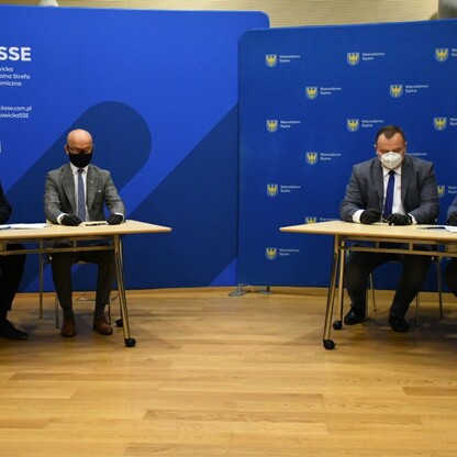 Podpisanie umowy dotyczącej budowy KSSENON - akceleratora biznesowego