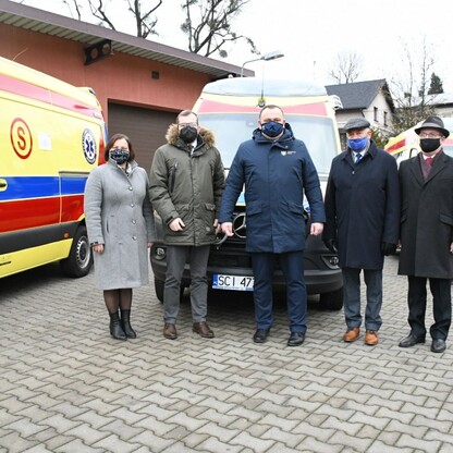 Cieszyńskie Pogotowie Ratunkowe otrzymało nowe ambulanse