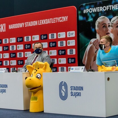 Konferencja prasowa 100 dni przed mistrzostwami świata sztafet na Stadionie Śląskim