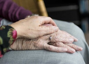 hands-www.jpg