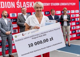 umws20210722_klub_tz190.jpg