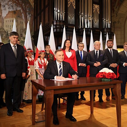 Prezydent RP Andrzej Duda podpisał ustawę dotyczącą ustanowienia Narodowego Dnia Powstań Śląskich. fot. Andrzej Grygiel / UMWS