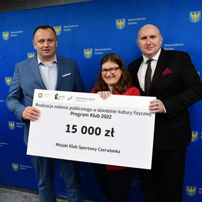 Wręczenie czeków w ramach Programu Klub. fot. Patryk Pyrlik / UMWS