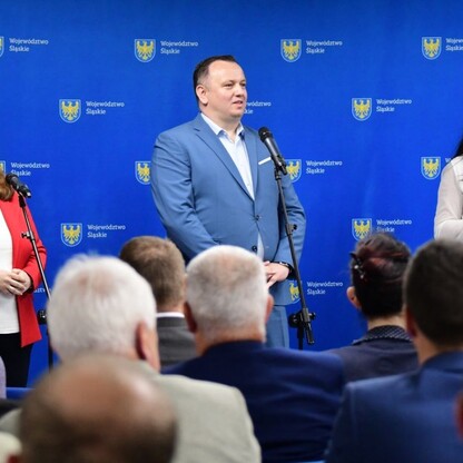 Wręczenie czeków w ramach Programu Klub. fot. Patryk Pyrlik / UMWS