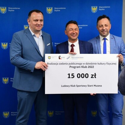 Wręczenie czeków w ramach Programu Klub. fot. Patryk Pyrlik / UMWS