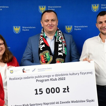 Wręczenie czeków w ramach Programu Klub. fot. Patryk Pyrlik / UMWS