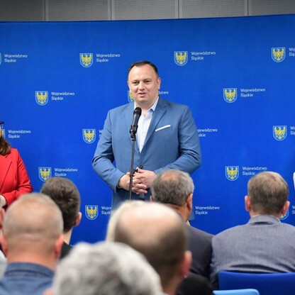 Wręczenie czeków w ramach Programu Klub. fot. Patryk Pyrlik / UMWS