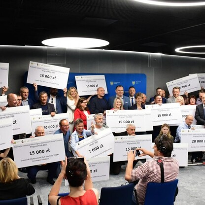 Wręczenie czeków w ramach Programu Klub. fot. Patryk Pyrlik / UMWS