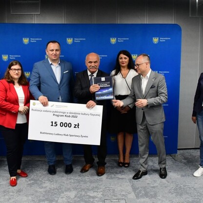 Wręczenie czeków w ramach Programu Klub. fot. Patryk Pyrlik / UMWS