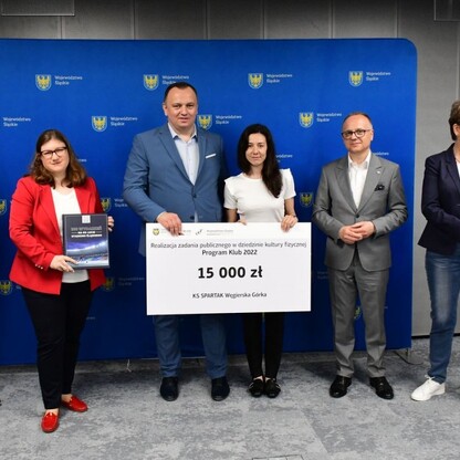 Wręczenie czeków w ramach Programu Klub. fot. Patryk Pyrlik / UMWS