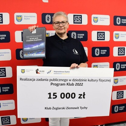 Wręczenie czeków w ramach Programu Klub. fot. Patryk Pyrlik / UMWS