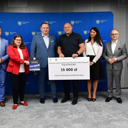 Wręczenie czeków w ramach Programu Klub. fot. Patryk Pyrlik / UMWS