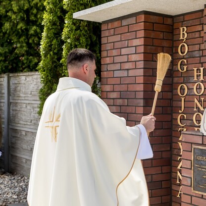 Odsłonięcie popiersia gen. Tadeusza Rozwadowskiego. fot. Tomasz Zak / UMWS