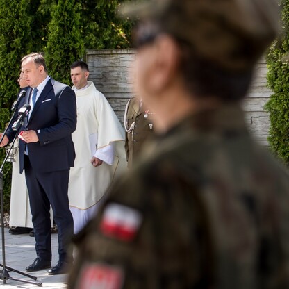 Odsłonięcie popiersia gen. Tadeusza Rozwadowskiego. fot. Tomasz Zak / UMWS
