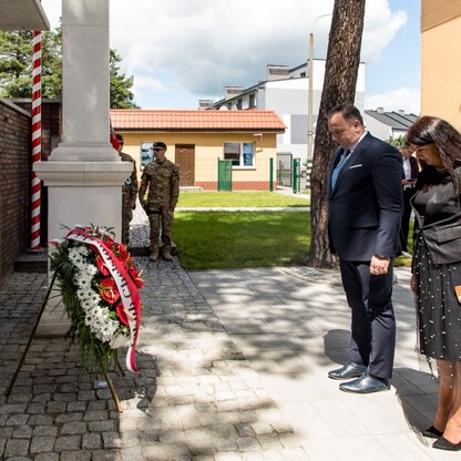 Odsłonięcie popiersia gen. Tadeusza Rozwadowskiego. fot. Tomasz Zak / UMWS