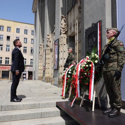 Inscenizacja wkroczenia Wojska Polskiego do Katowic. fot. Andrzej Grygiel / UMWS
