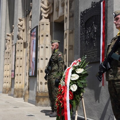 Inscenizacja wkroczenia Wojska Polskiego do Katowic. fot. Andrzej Grygiel / UMWS