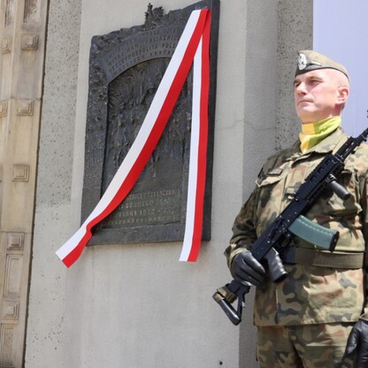 Inscenizacja wkroczenia Wojska Polskiego do Katowic. fot. Andrzej Grygiel / UMWS