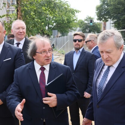 Podpisanie aktu erekcyjnego budowy Akademickiej Strefy Sztuki Scenicznej. fot. Andrzej Grygiel / UMWS