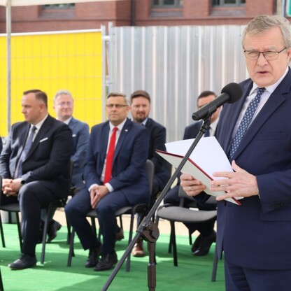 Podpisanie aktu erekcyjnego budowy Akademickiej Strefy Sztuki Scenicznej. fot. Andrzej Grygiel / UMWS