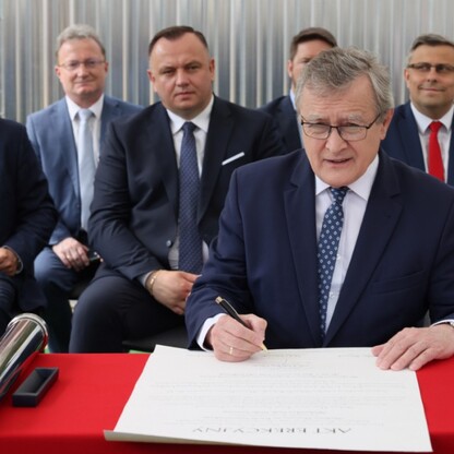Podpisanie aktu erekcyjnego budowy Akademickiej Strefy Sztuki Scenicznej. fot. Andrzej Grygiel / UMWS