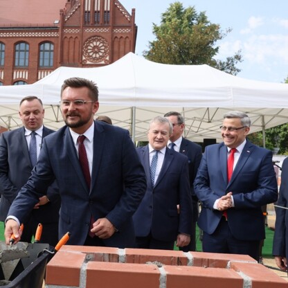 Podpisanie aktu erekcyjnego budowy Akademickiej Strefy Sztuki Scenicznej. fot. Andrzej Grygiel / UMWS